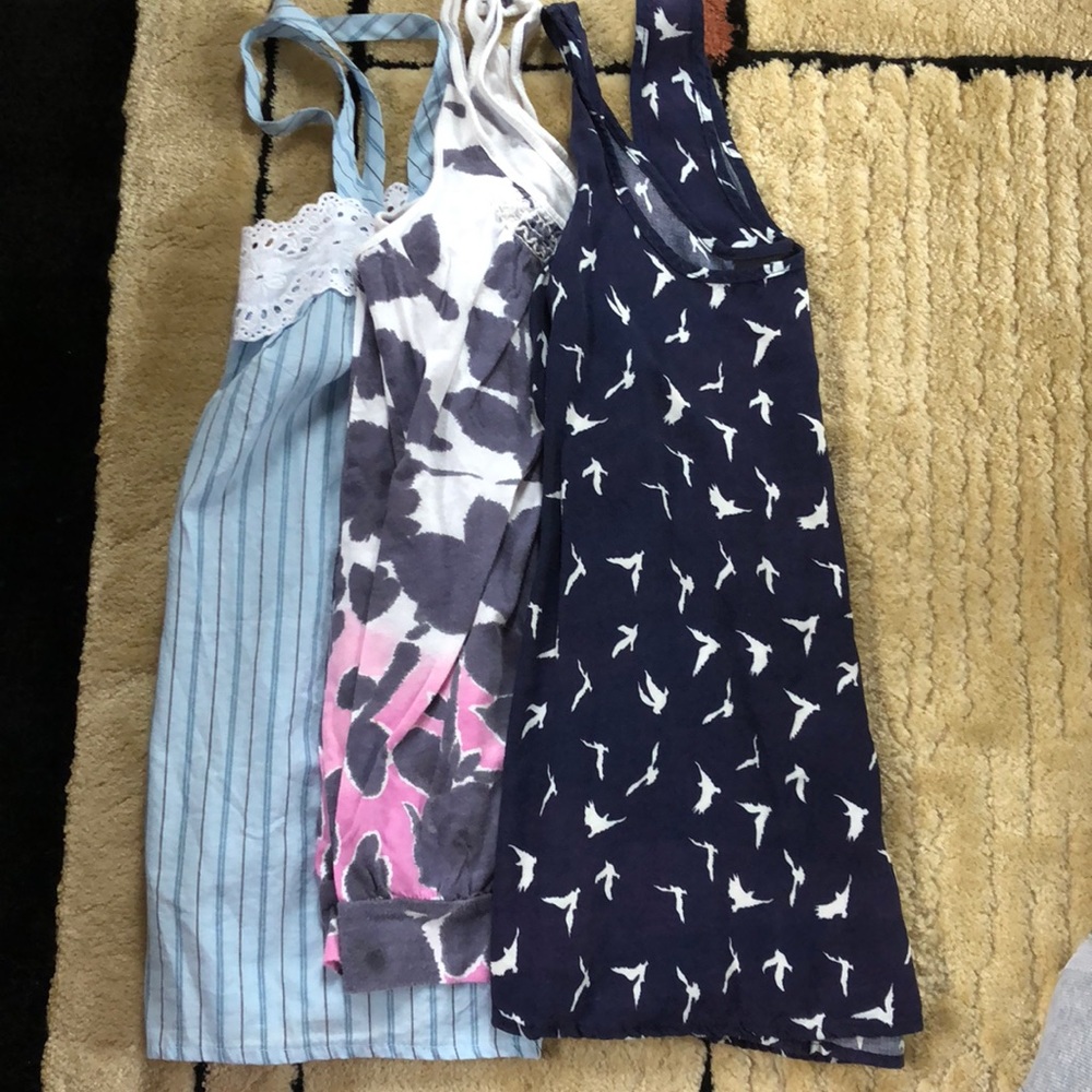 EUC Womens Summer Tops Size Small